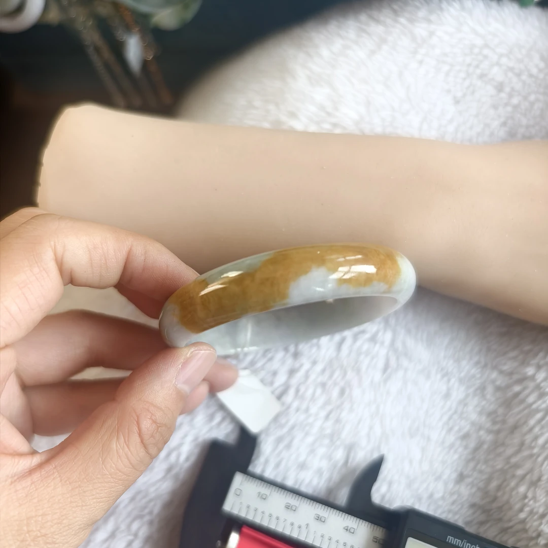 老坑翡翠手镯特色料天然黄不是烧的58.5圈口