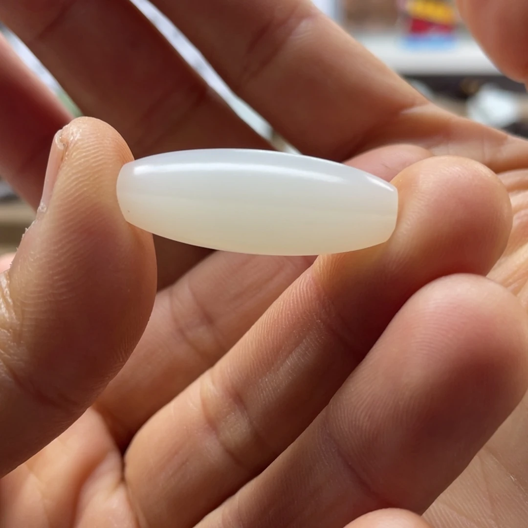 。***和田玉（白玉）未镶嵌颈饰