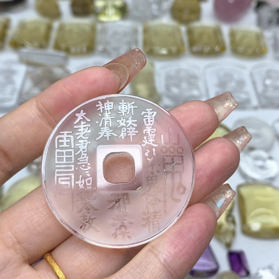 颈饰未镶嵌水晶山鬼花钱