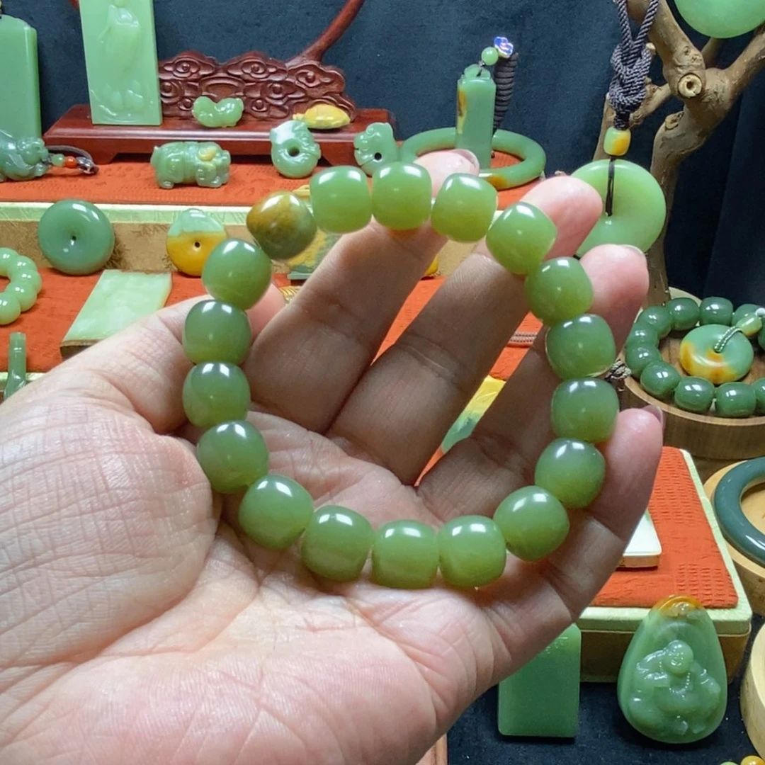 岫岩河磨玉（透闪石质玉）手串未镶嵌东**苍