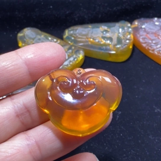 琥珀未镶嵌裸石如意锁