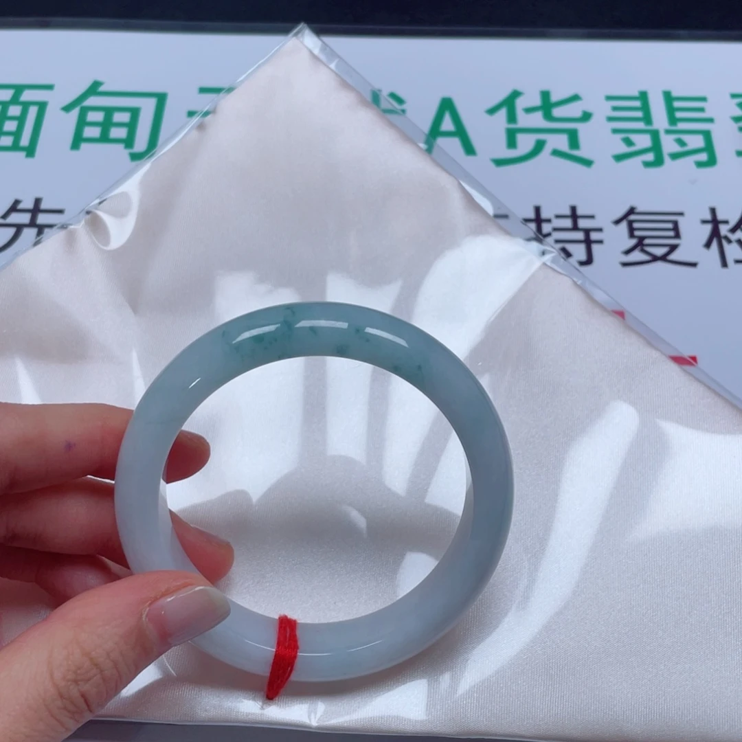 花***夏翡翠未镶嵌手镯飘花