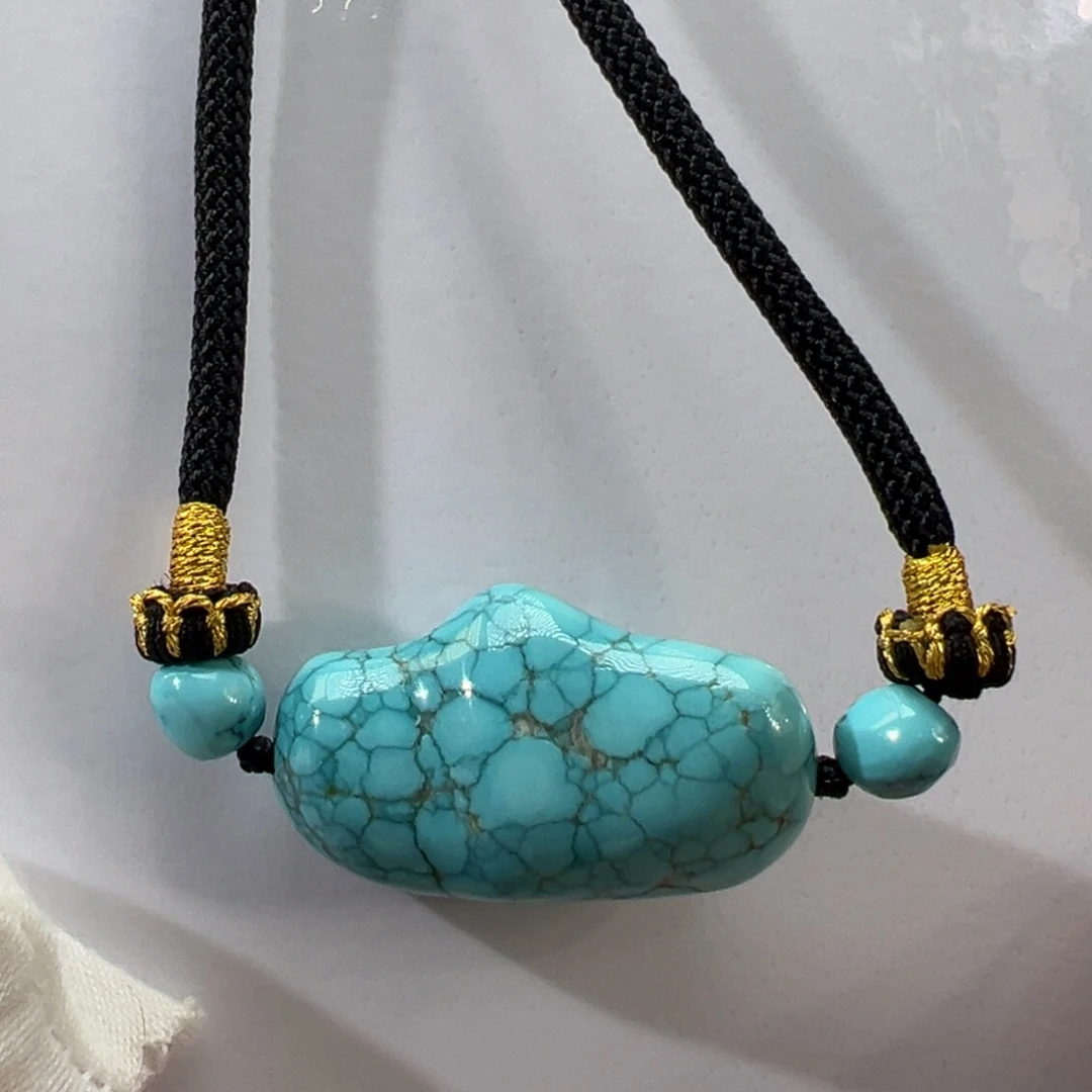 绿松石未镶嵌挂件