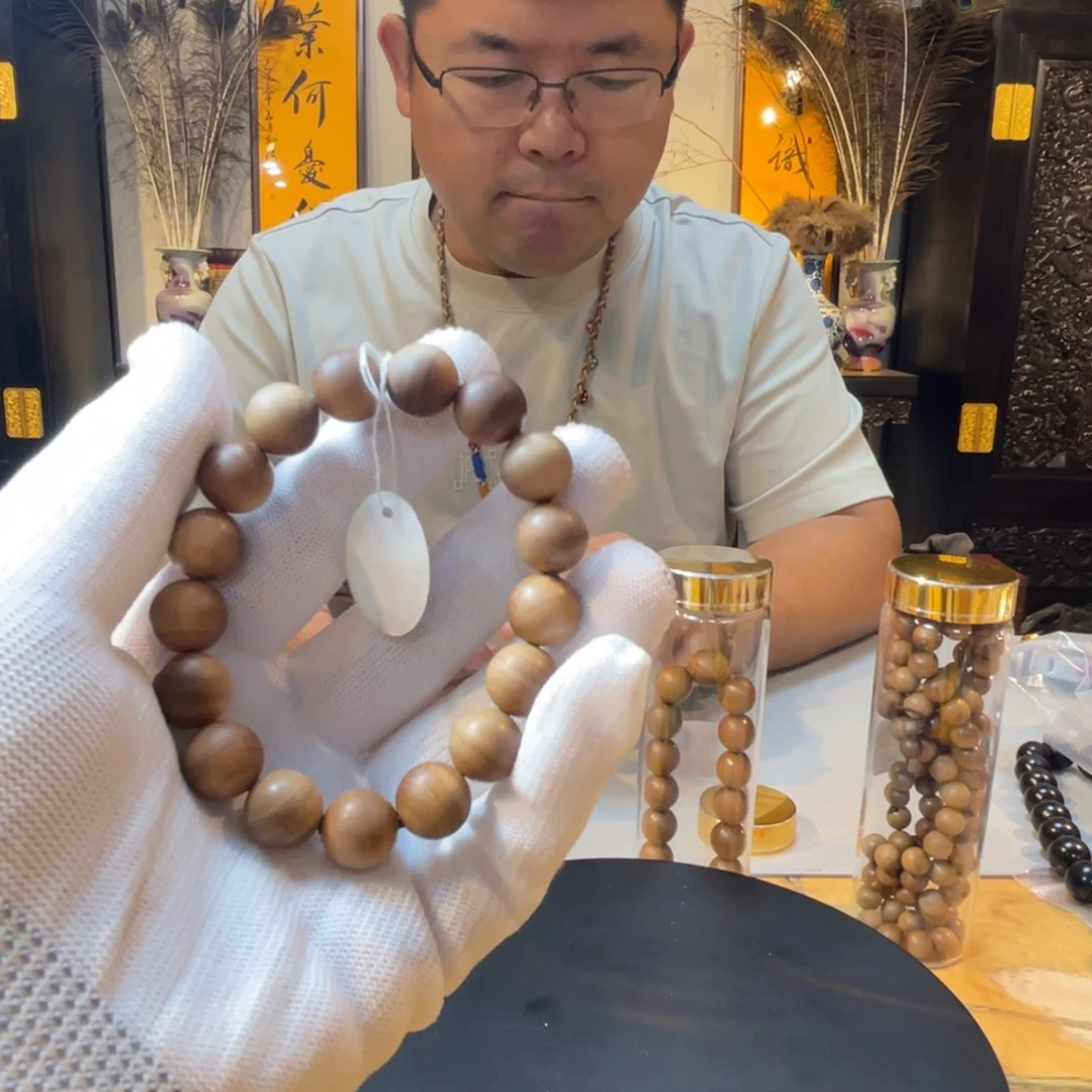 从***来檀香木1.2单圈手串