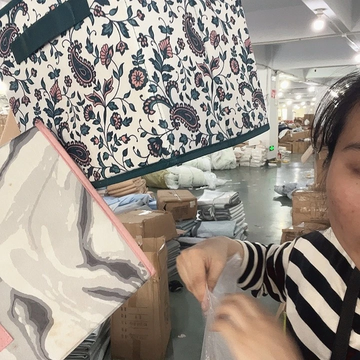 美丽诺羊毛三醋酯纤维多色床头收纳筐任意发1