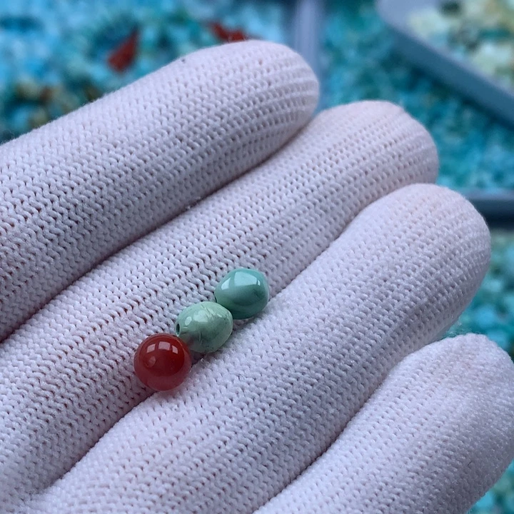 南红玛瑙未镶嵌珠宝奇石