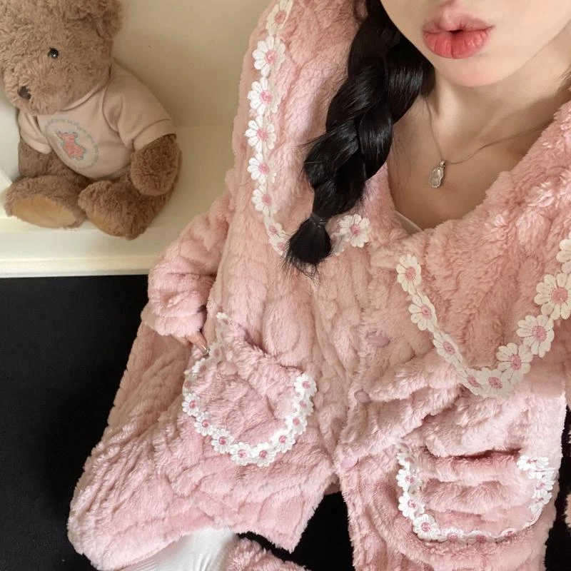 珊瑚绒睡衣女款秋冬季韩系甜美ins娃娃领开衫长袖加厚保暖家居服