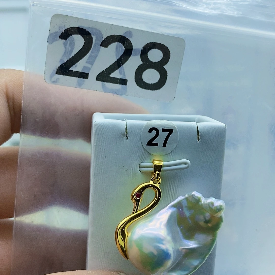 颈饰合金淡水珍珠