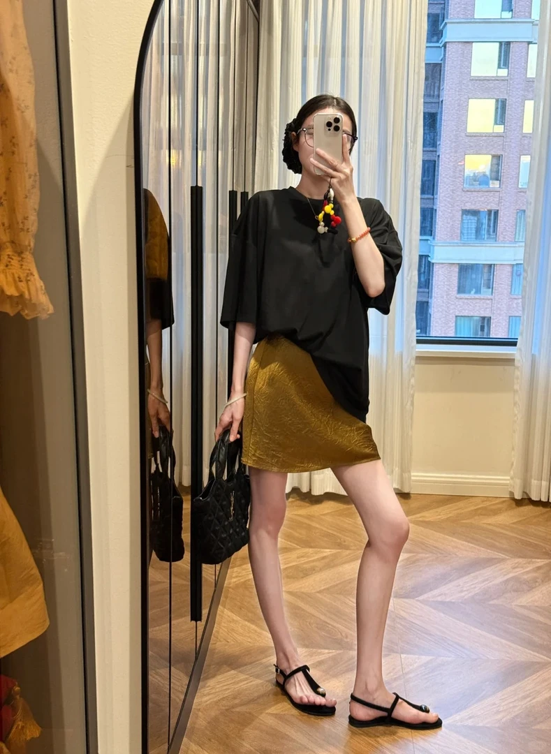 2025夏季新款时尚外穿上衣气质显瘦洋气休闲百搭性感辣妹黑色上衣