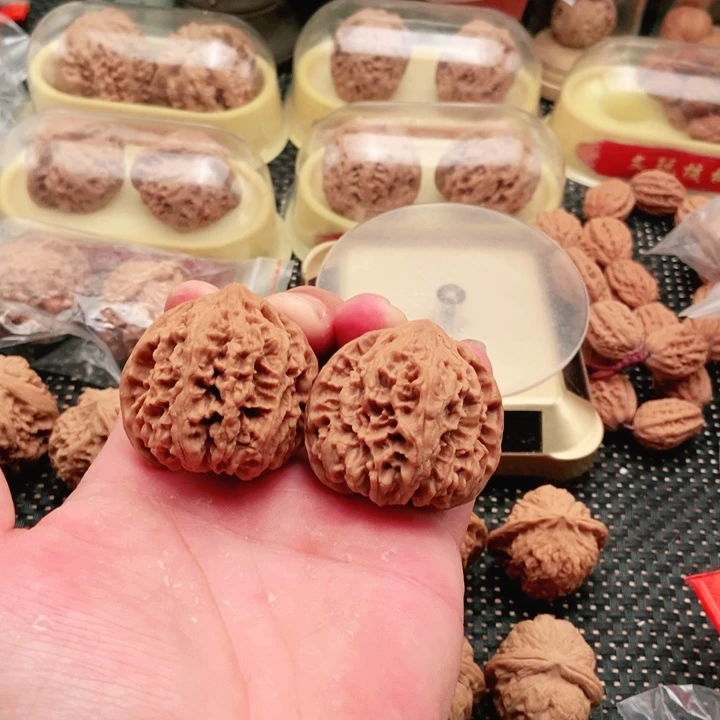 文玩核桃吊坠?*黍狮子