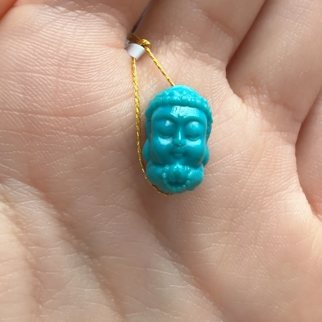 绿松石未镶嵌颈饰