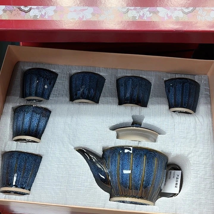 孤品茶具套装等。