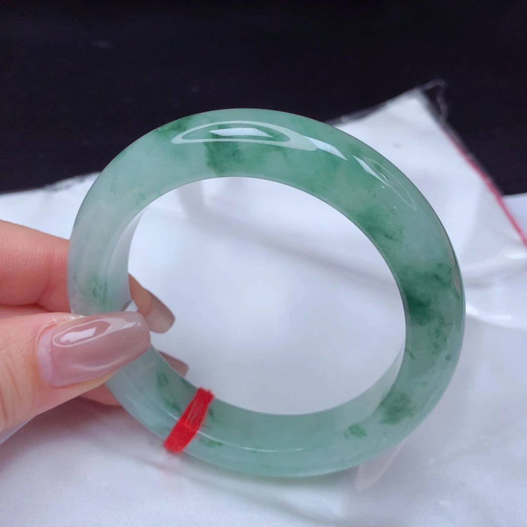 翡翠手镯未镶嵌手镯56