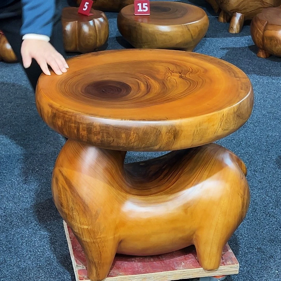 15 号香樟木尺寸：56-52-51cm