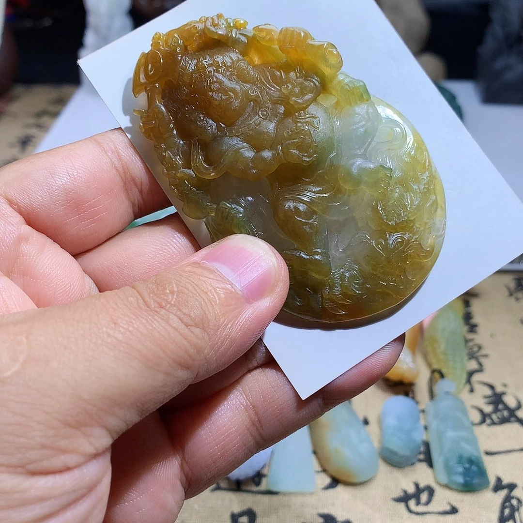 颈饰未镶嵌翡翠说***型