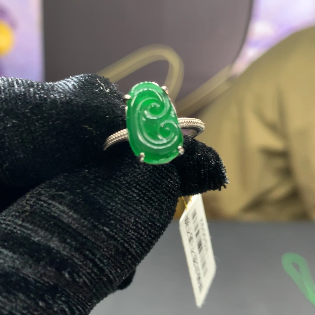 翡翠未镶嵌颈饰福利翡翠