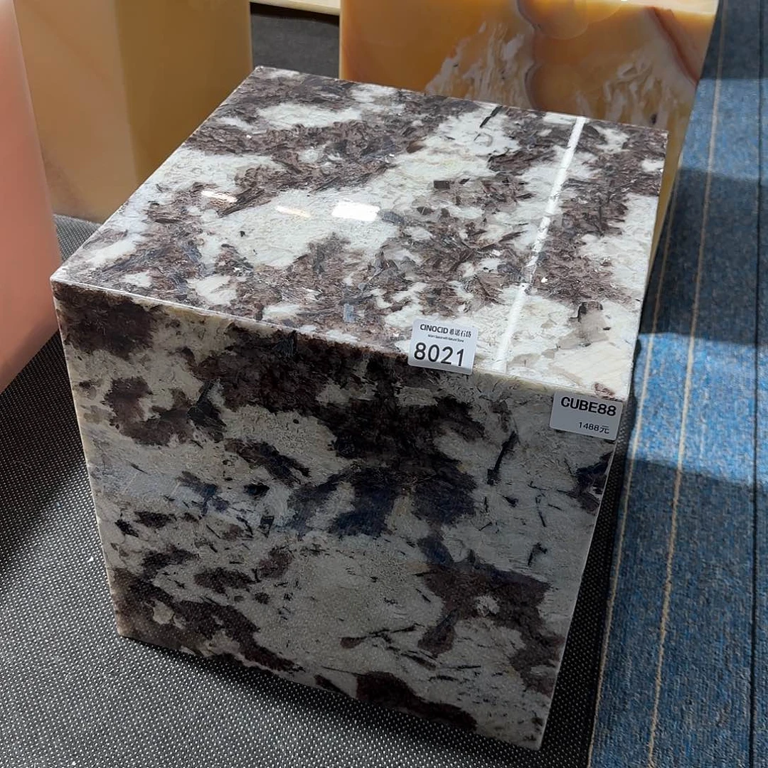 @*墨8021千山暮雪墩墩送个灯