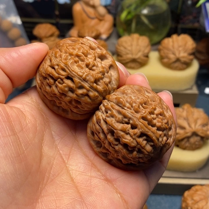 【闪购商品】把件文玩核桃渡*舟莲花