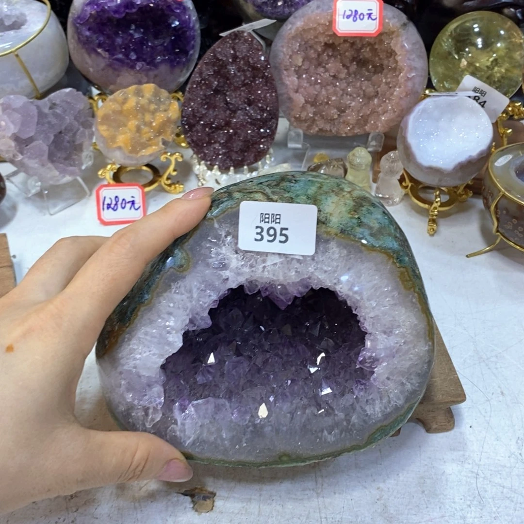 水晶未镶嵌大型摆件（非配饰）