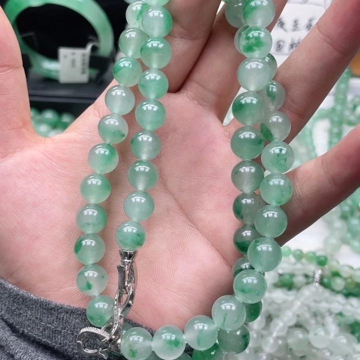 石英质玉（非洲翠）手链未镶嵌