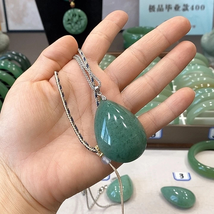 东陵石手镯（圆镯）未镶嵌N*N