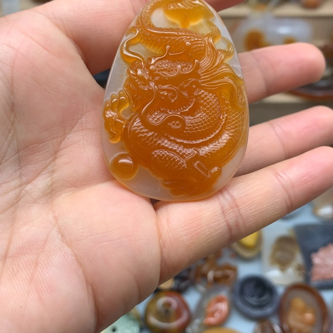 未镶嵌颈饰玛瑙/玉髓