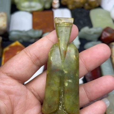 蛇纹石玉未镶嵌颈饰37