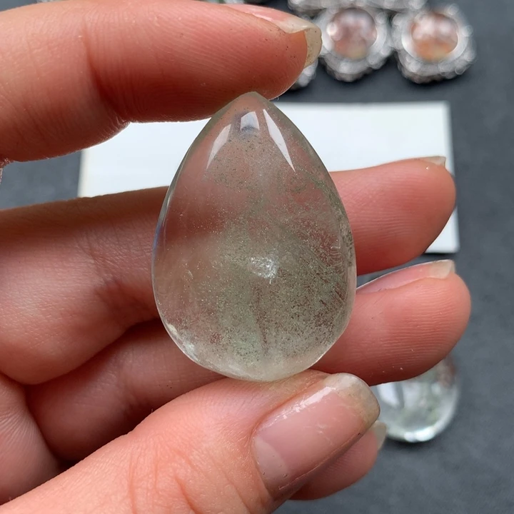 水晶颈饰未镶嵌热*.水晶