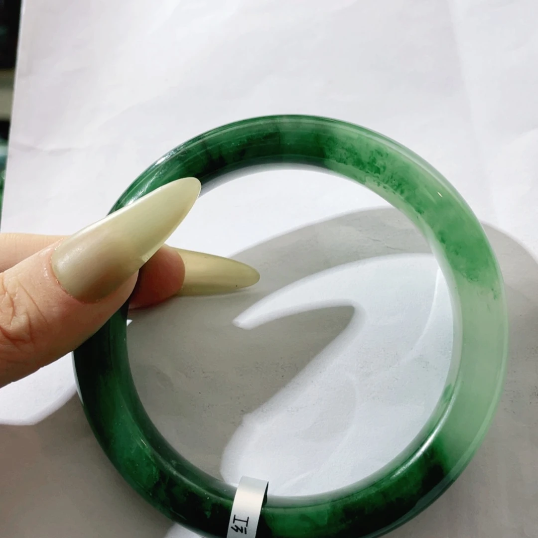 石英质玉手镯未镶嵌微**习