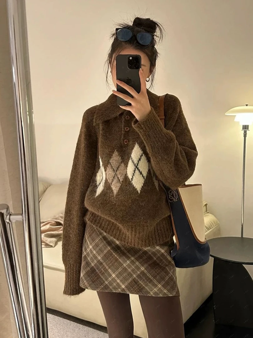 美拉德咖色菱格polo领毛衣女慵懒外穿早秋冬季宽松chic针织衫上衣