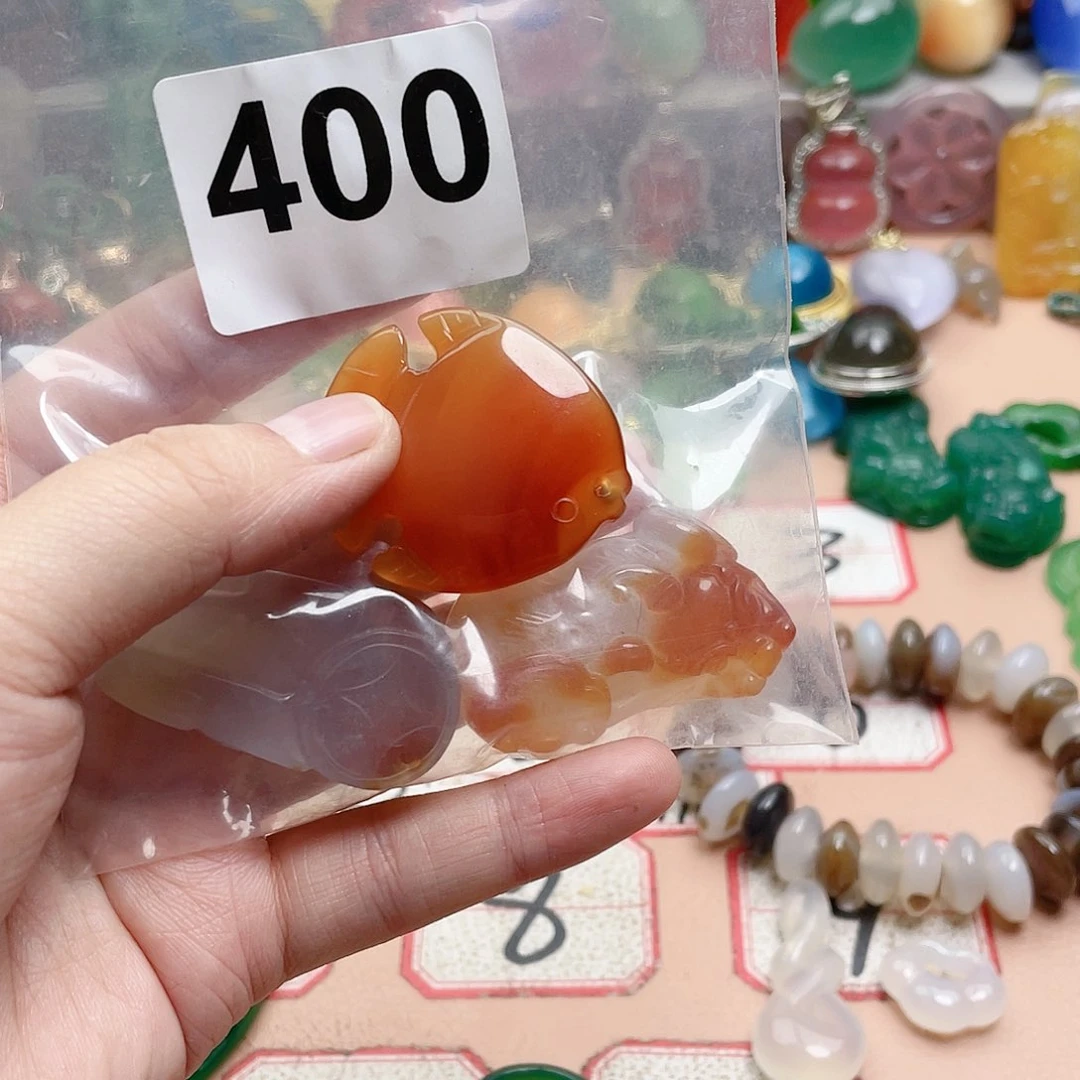 合金颈饰玛瑙/玉髓就****吧