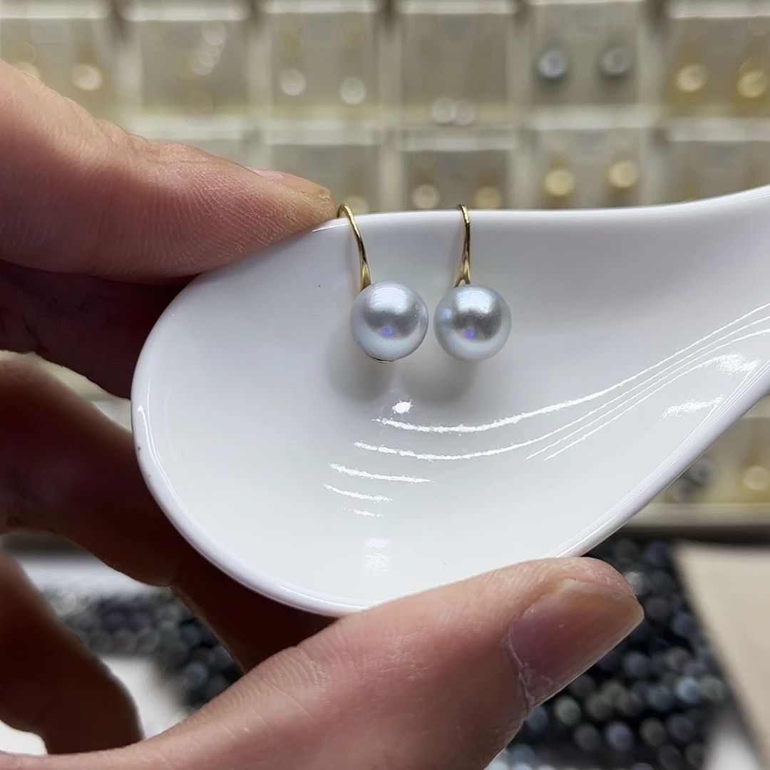 18K金镶嵌耳饰海水珍珠