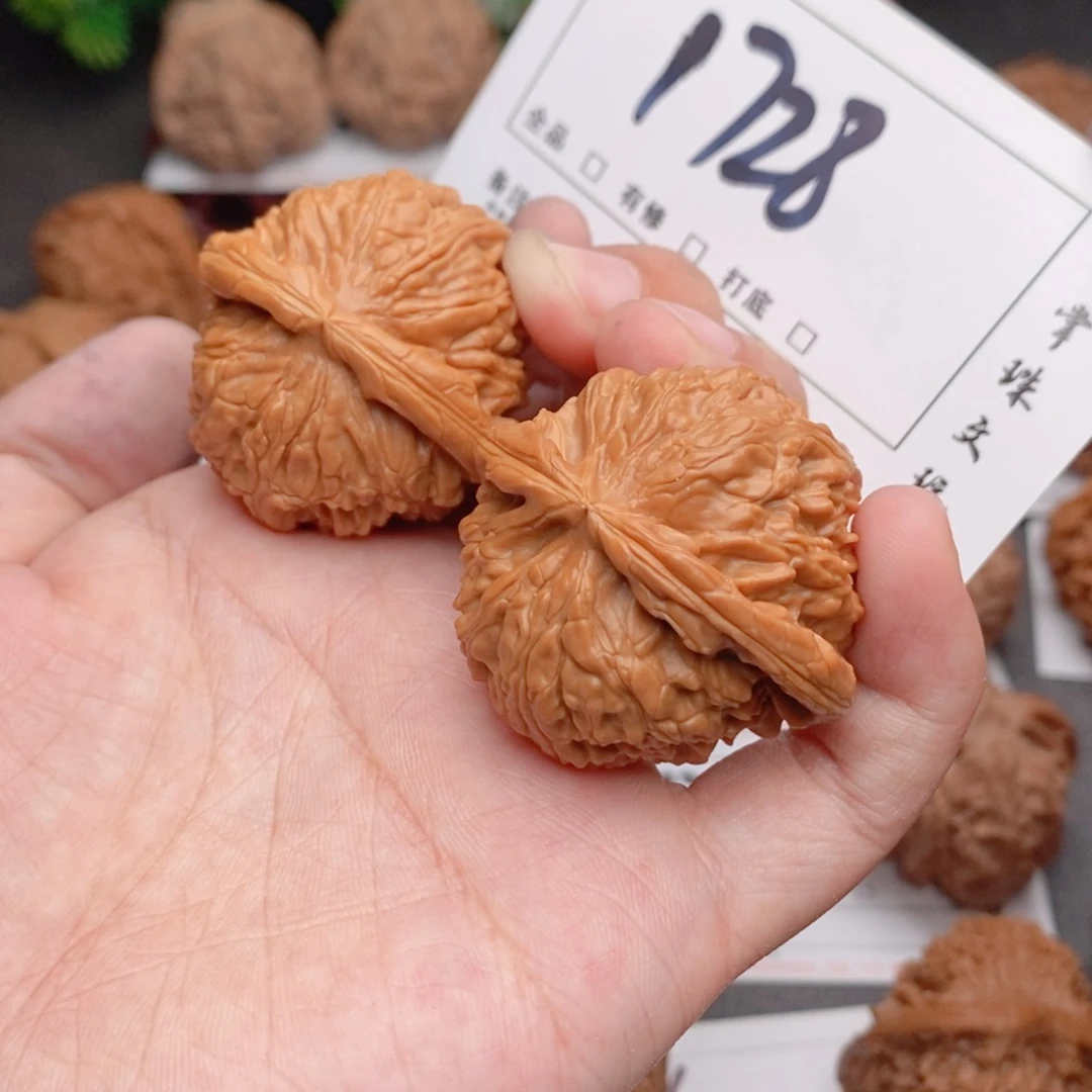 吊坠文玩核桃40白狮子1728
