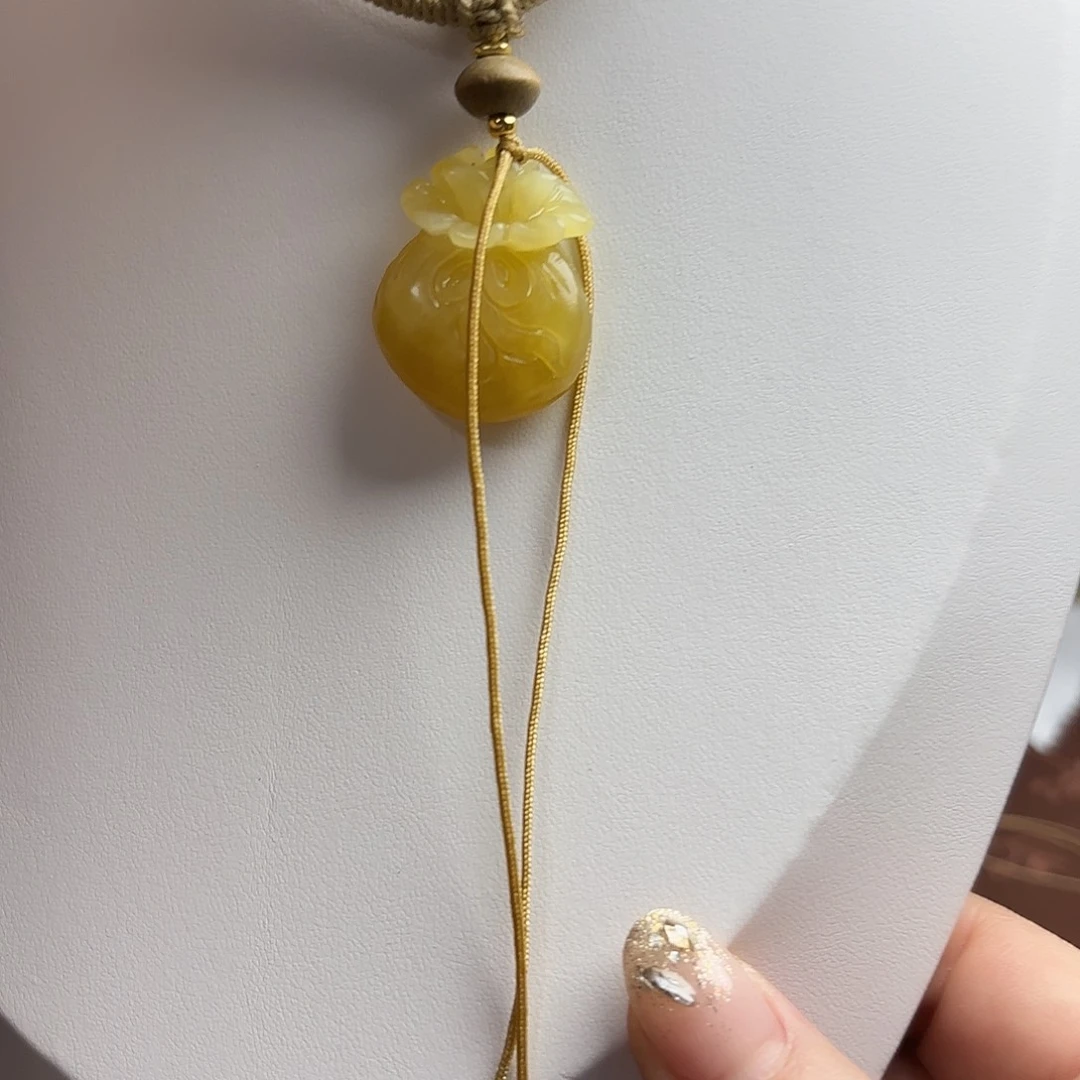 蛇纹石玉合金颈饰