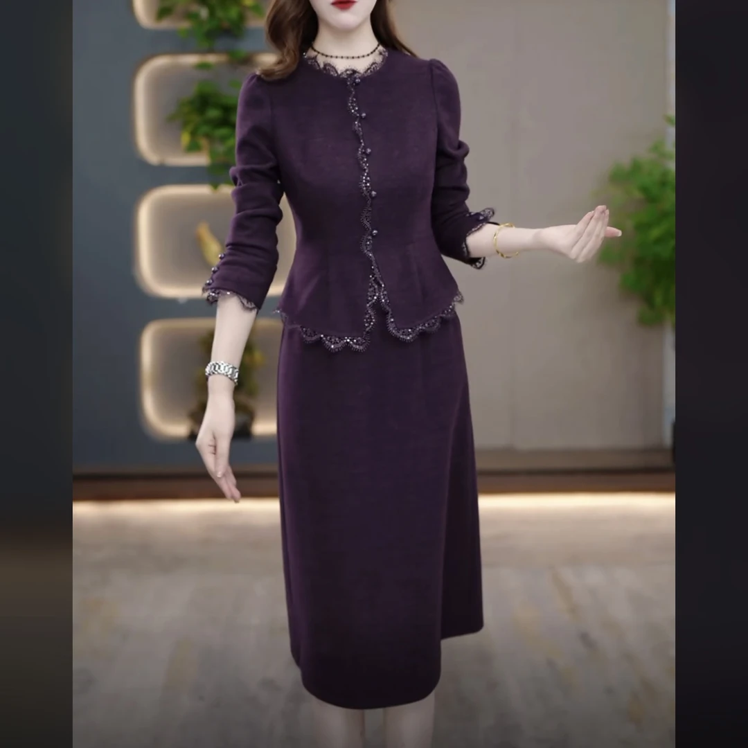 【连衣裙】2025冬季新款洋气时尚加绒加厚气质显瘦时尚收腰打底裙