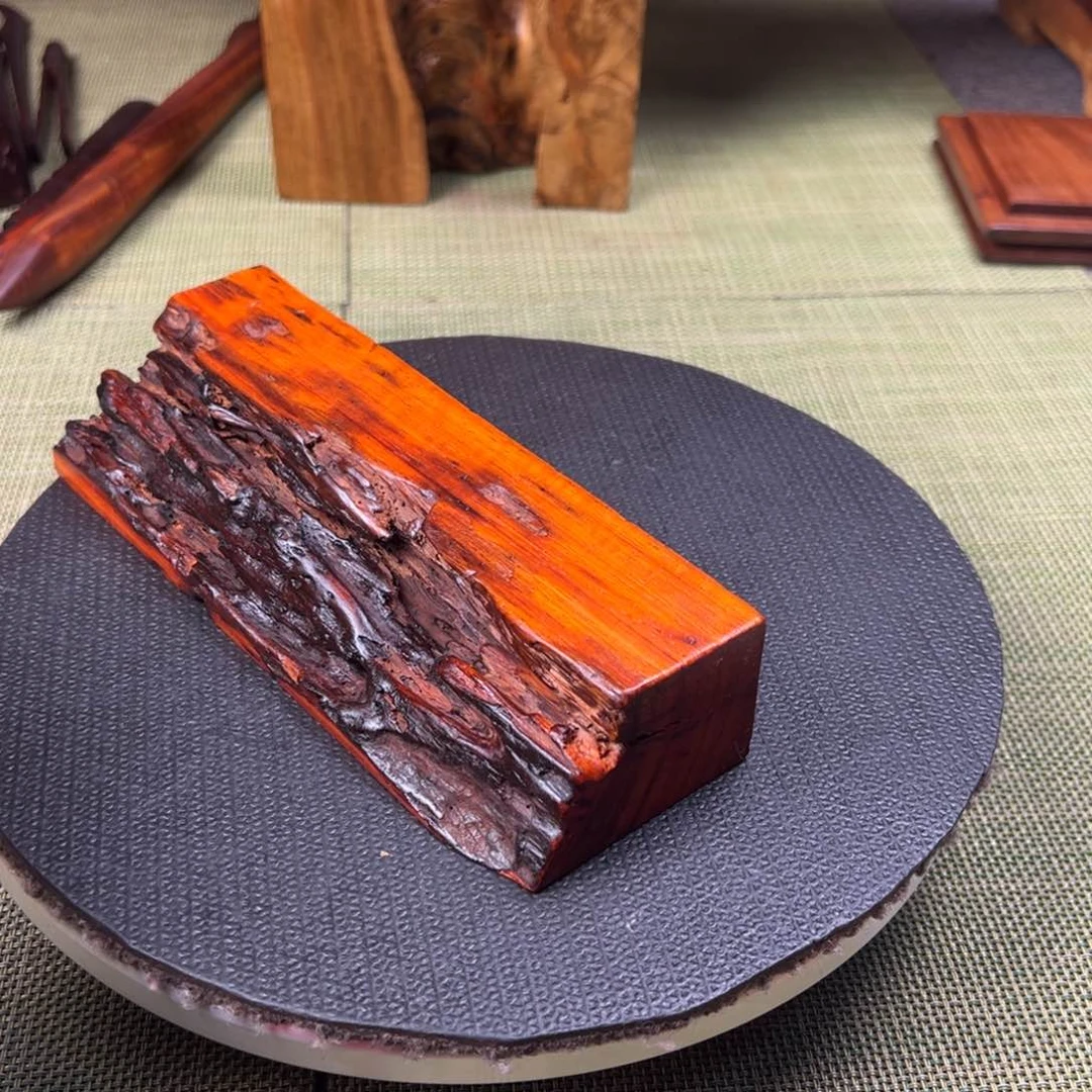 大果紫檀（缅甸花梨）云**草