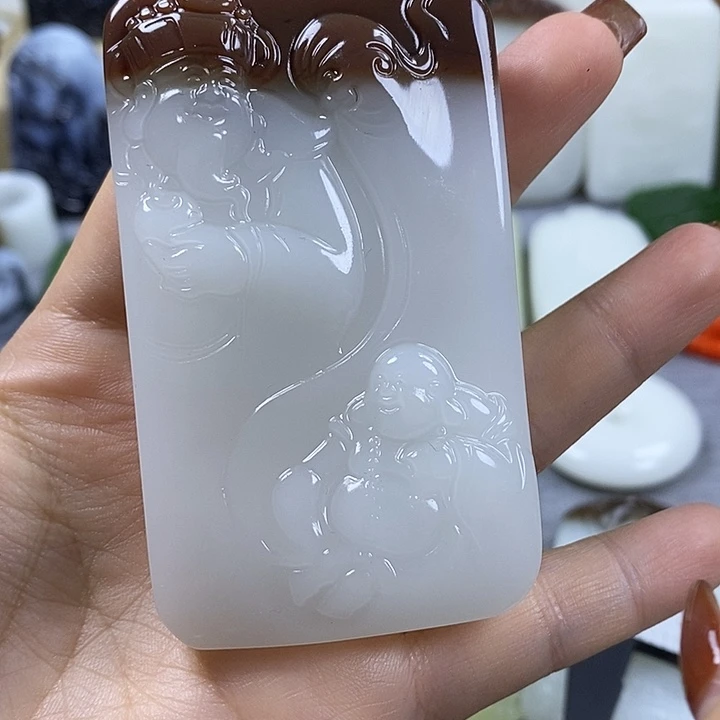 和田玉未镶嵌颈饰