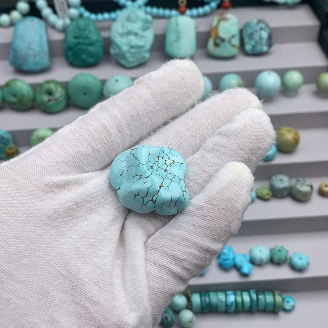 未镶嵌绿松石随型