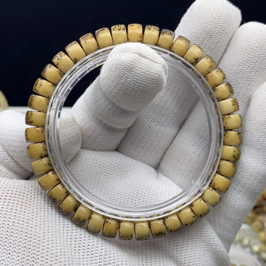 吊坠星月菩提卡8河豚药片