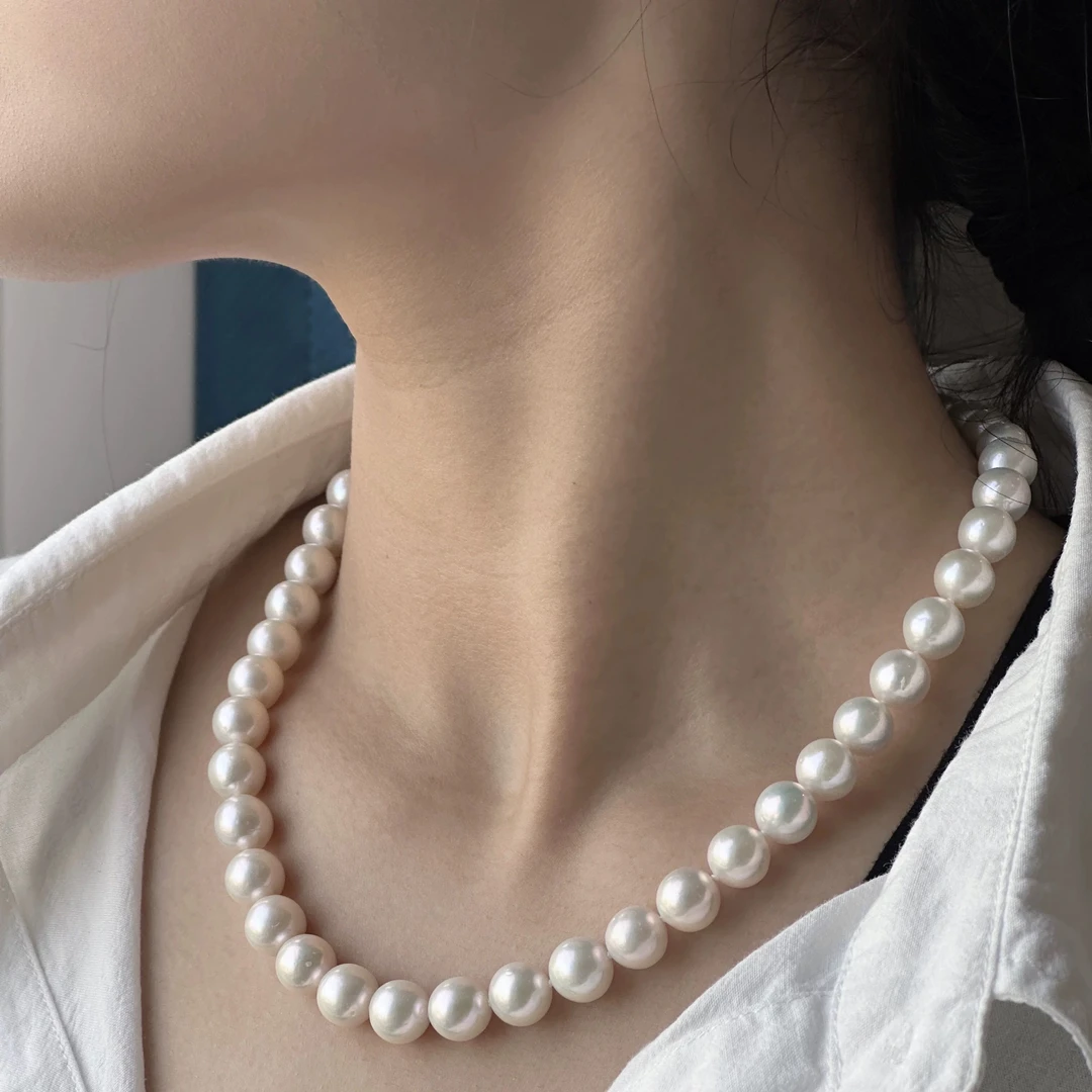 天然淡水珍珠8-9mm白色强光正圆无核珍珠妈妈项链经典百搭时尚款