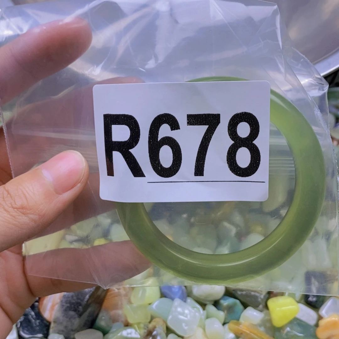 未镶嵌岫玉鱼缸石