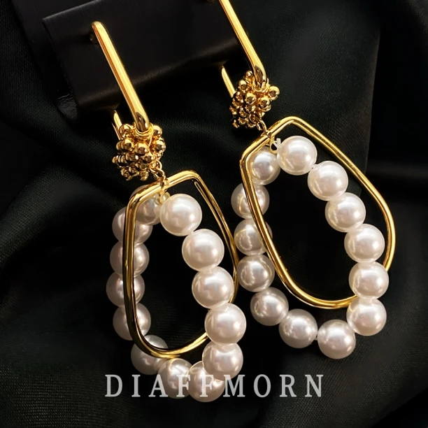 铜合金仿珍珠耳饰 Y.M〖曲意风华〗小众设计气质名媛高级感耳环