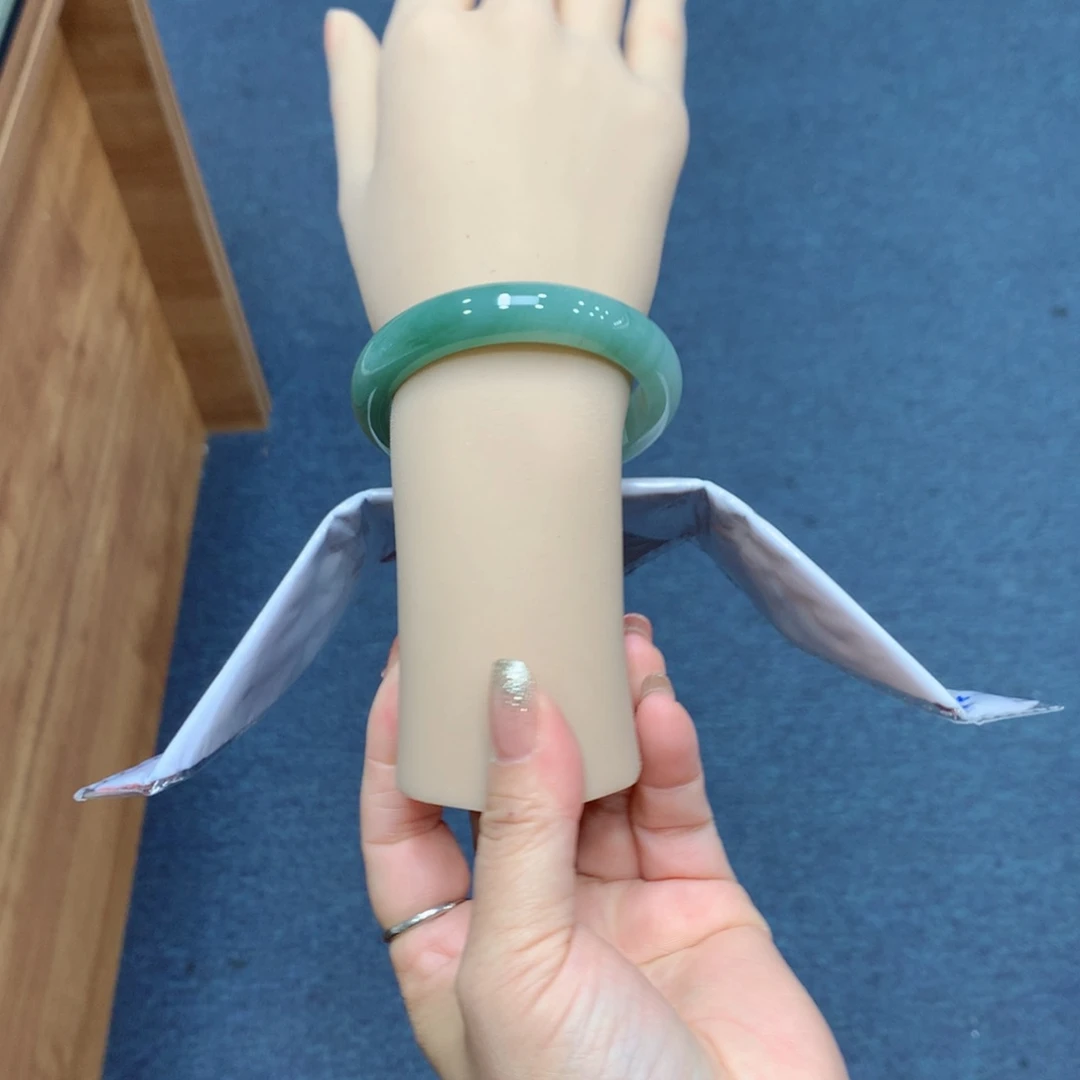 未镶嵌手镯翡翠翡翠