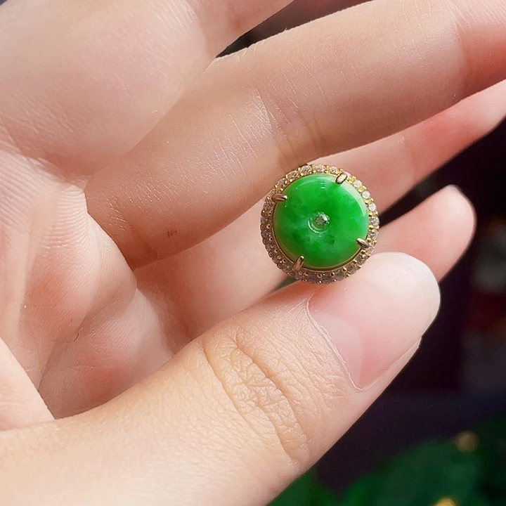 翡翠银S925镶嵌颈饰多样性