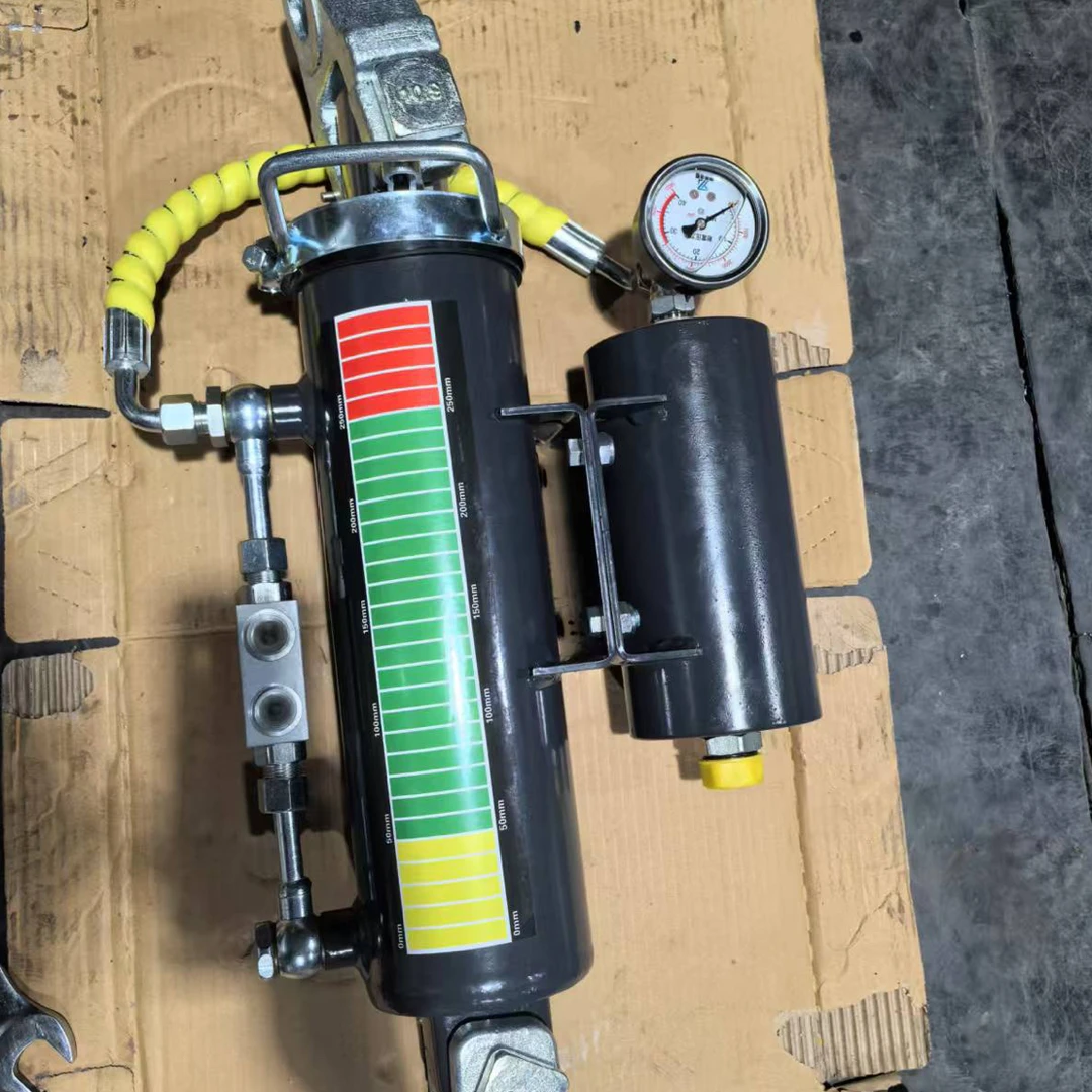 一体式缓冲中拉杆油缸大马力双叉