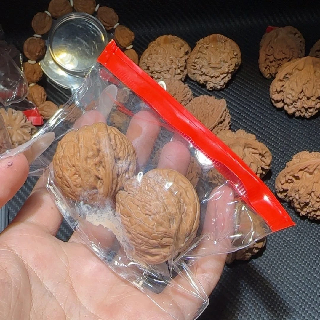 请***陈吊坠文玩核桃1111111