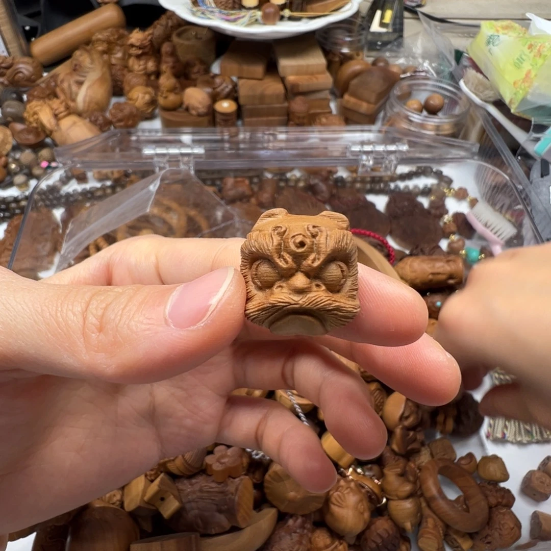 檀香木醒狮老山檀