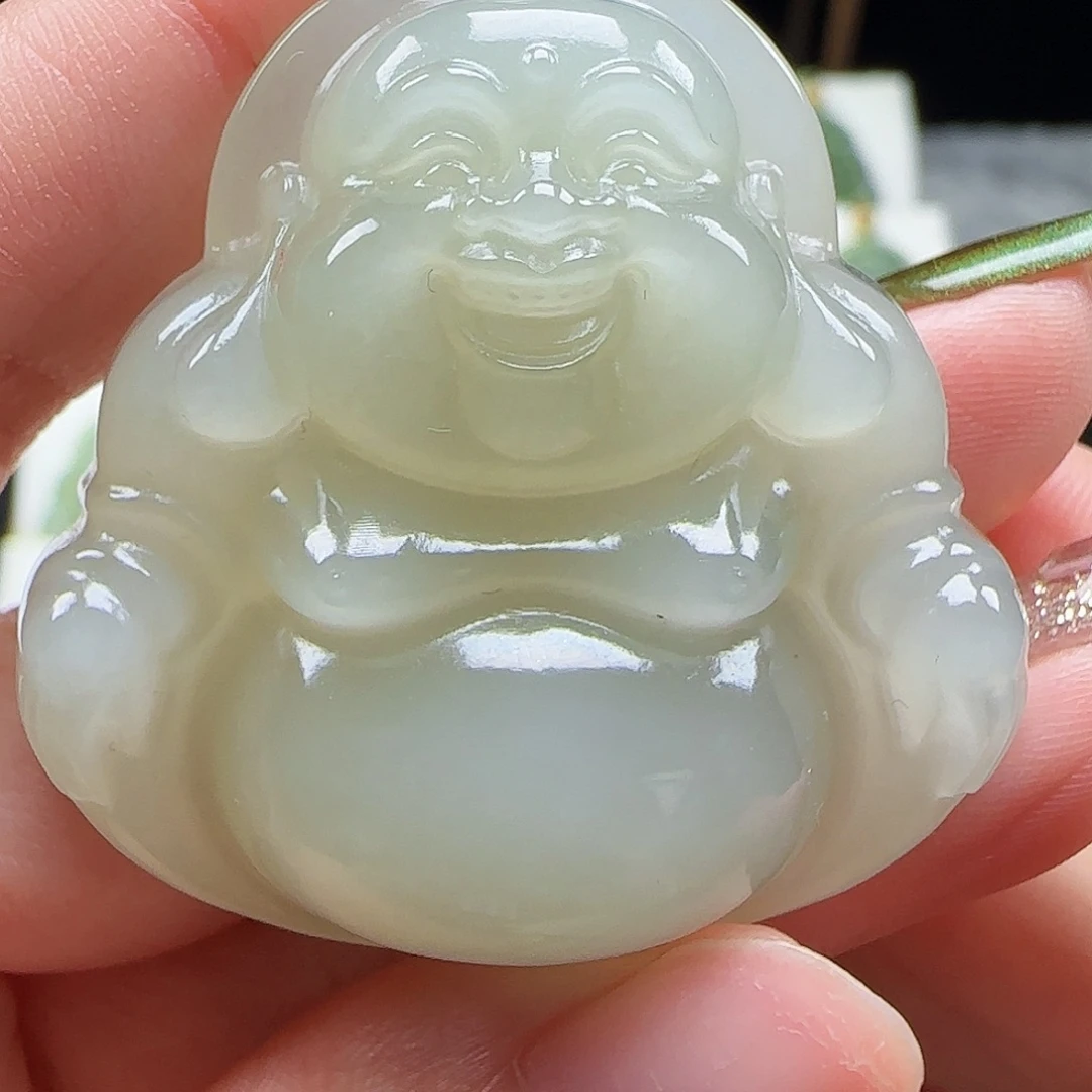 和田玉未镶嵌吊坠(赠链)