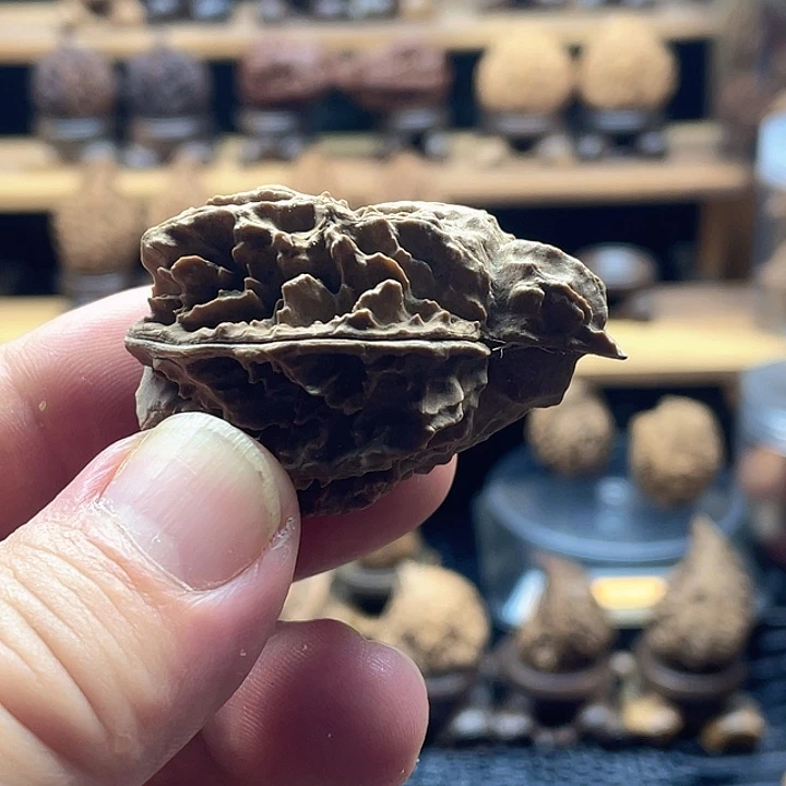 文玩核桃把件东北核桃