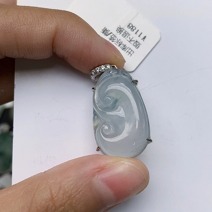 颈饰银S925镶嵌翡翠天然翡翠